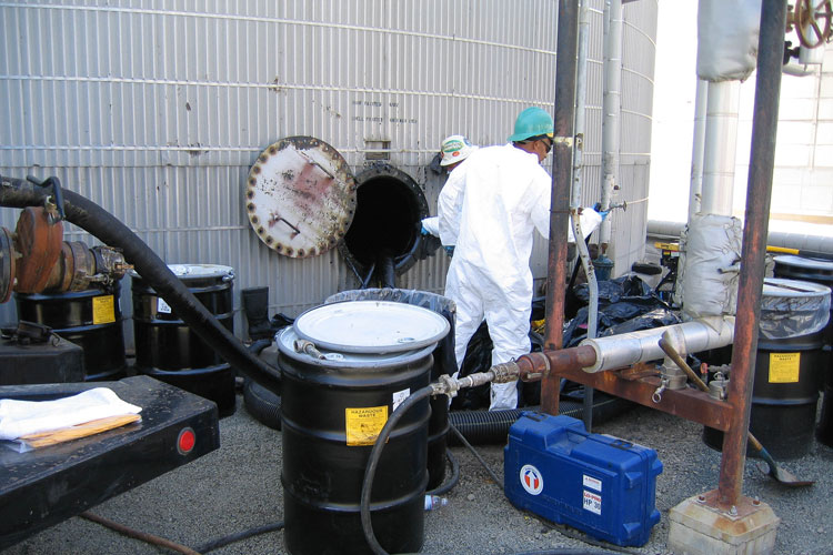 Cleaning the piping of a petroleum tank in pittsburg, california